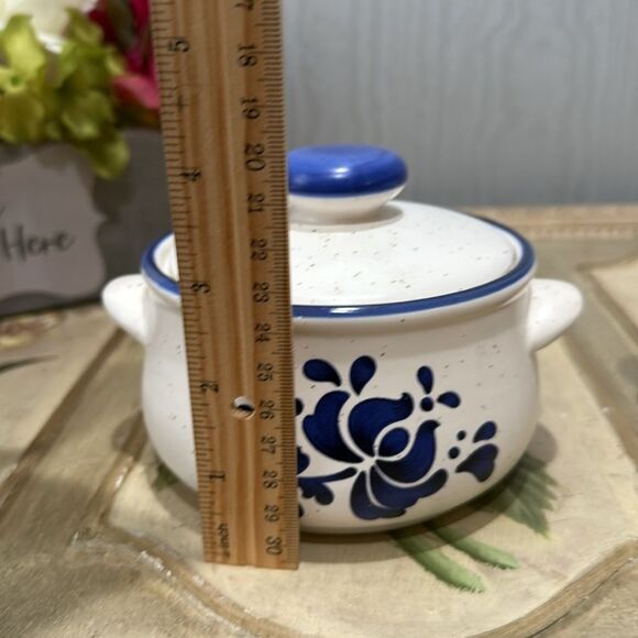 Vintage Set of Two Floral Motif Speckled Stoneware Soup Bowls with Lids Japan - Picture 14 of 16